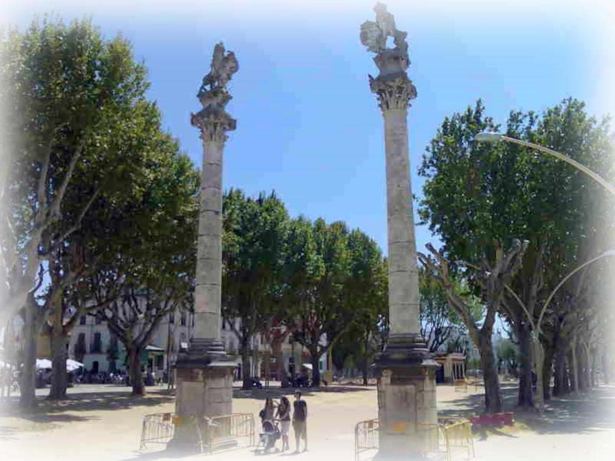Apartment Alacas Sevilla ภายนอก รูปภาพ